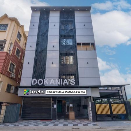 Treebo Petals Banquet & Suites - Kalküta Dış mekan fotoğraf