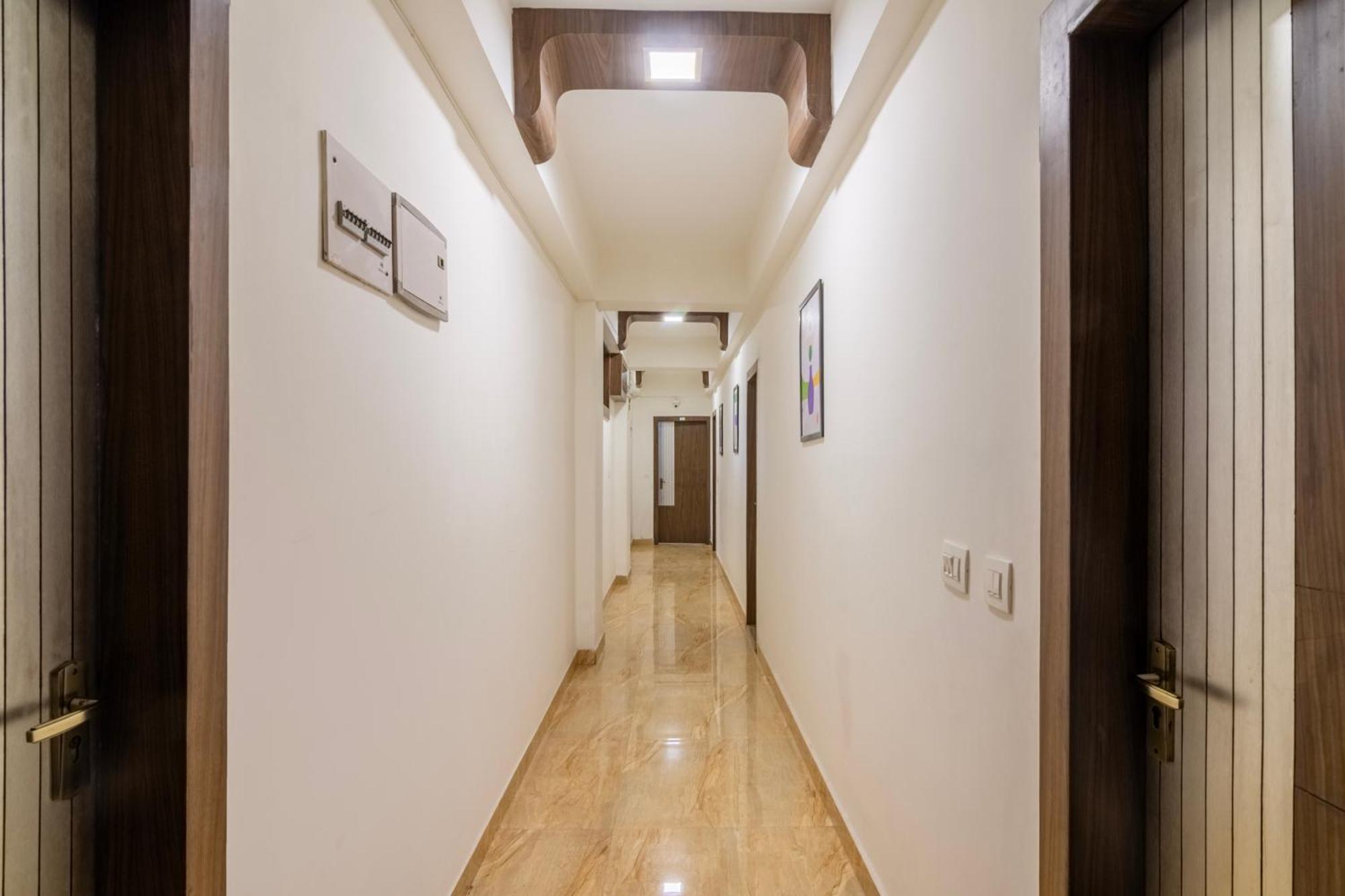 Treebo Petals Banquet & Suites - Kalküta Dış mekan fotoğraf