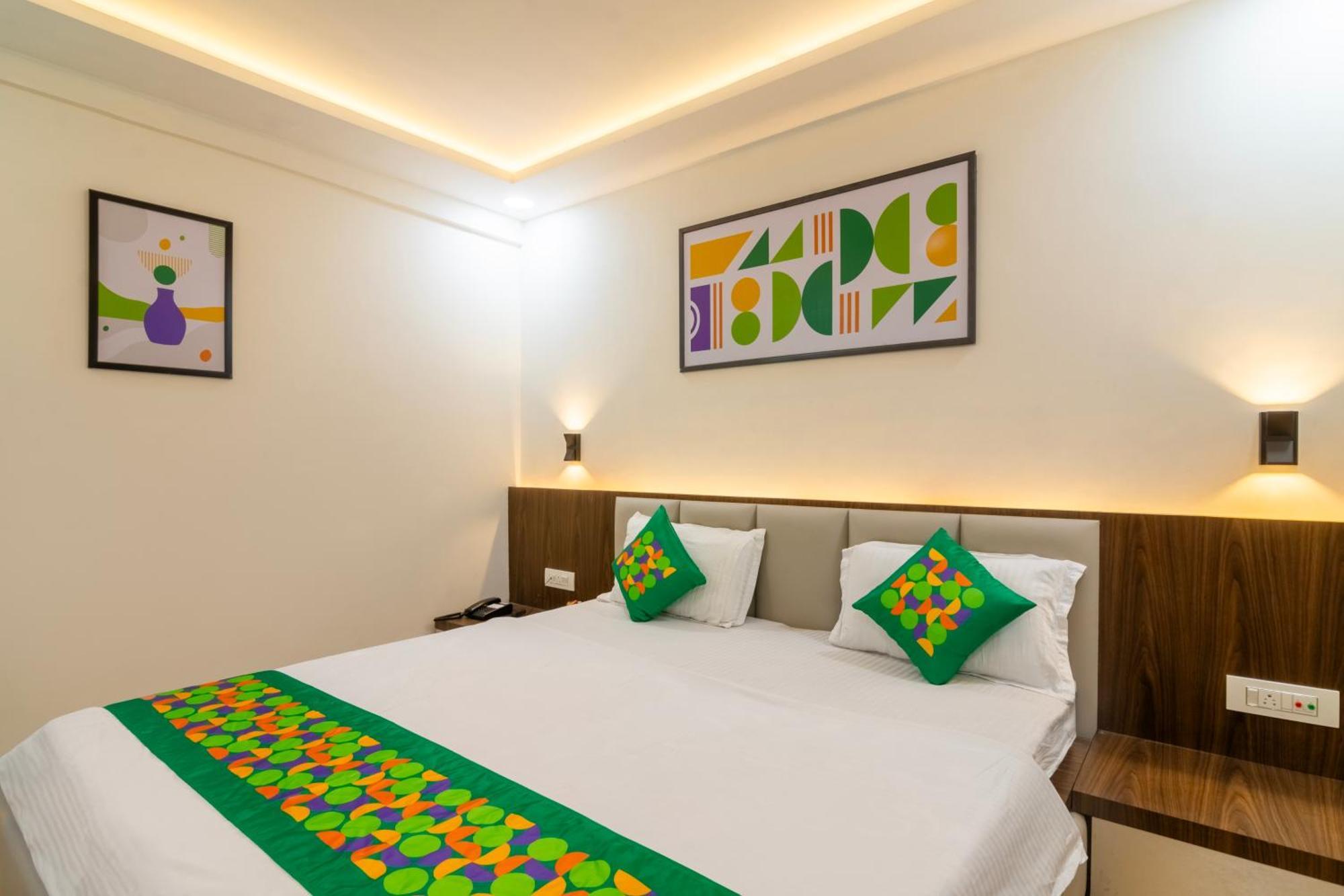 Treebo Petals Banquet & Suites - Kalküta Dış mekan fotoğraf